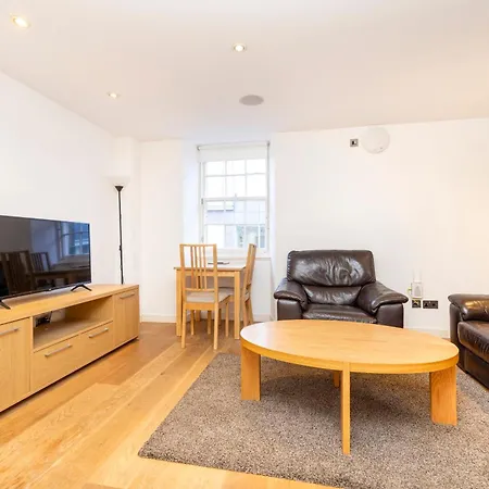 Joivy Superb Flats In The Heart Of Edinburg