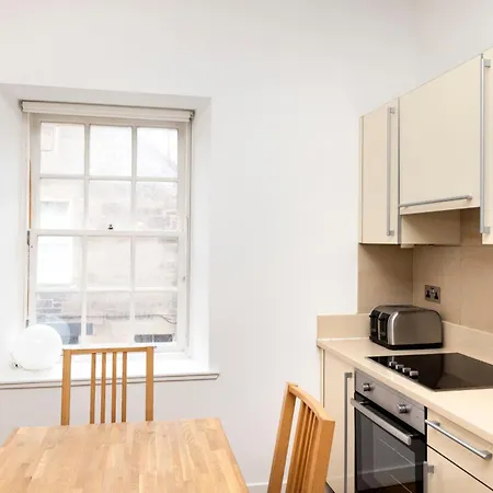 Joivy Superb Flats In The Heart Of Edinburg