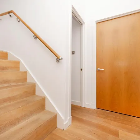 Joivy Superb Flats In The Heart Of * Edinburg