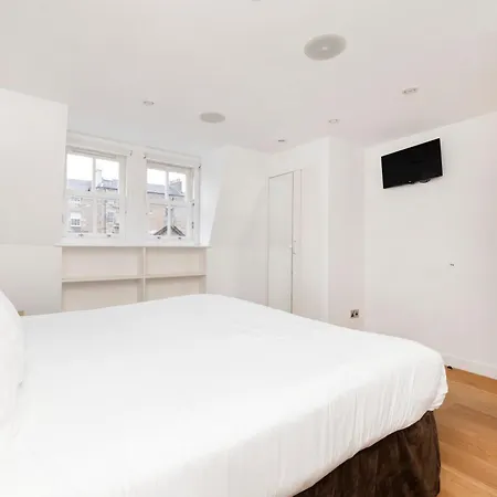 Joivy Superb Flats In The Heart Of