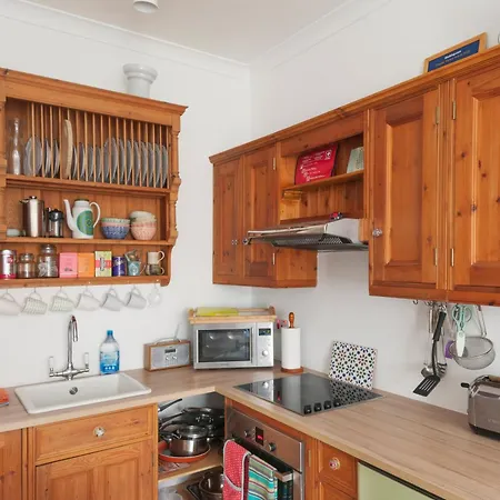Cozy With Character Vibrant Style Flat At Leith Links Park *