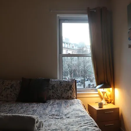 3 Bedrooms Flat In Old Town Sleeps 6 Apartmán