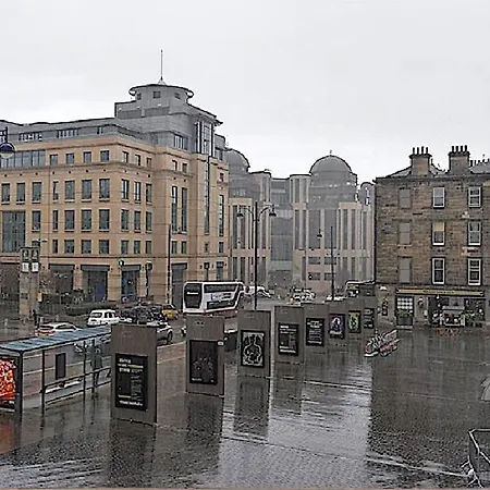 Flat In Old Town Appartamento Edimburgo