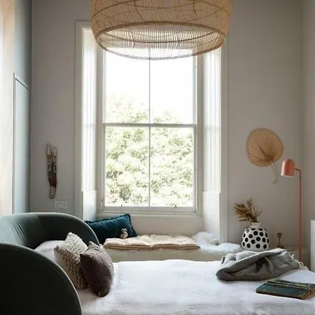 Stunning 3-bed Castle Views In Historic Apartment