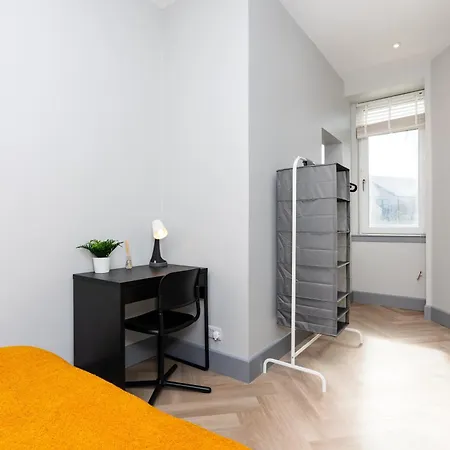 Edinburgh City Centre & Shore - Free Parking -Wifi *