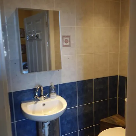 Pensión Ivy- Braveheart 3*