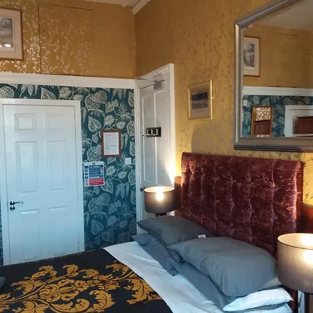 Guest house Ivy- Braveheart Edinburgh