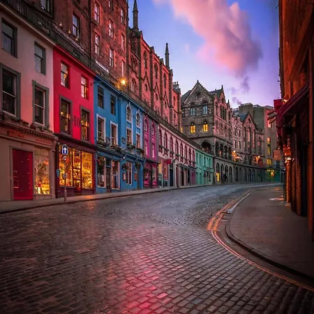 F&o - 1 Bedroom Royal Mile Stunning Castle View Sleeps 2 *