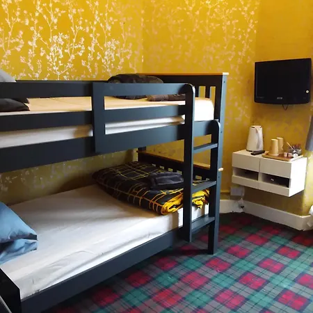 Ivy House Guest house *