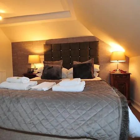 Bed & Breakfast Sixteen Edinburgh