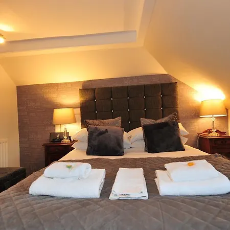 Sixteen Bed & Breakfast 4*