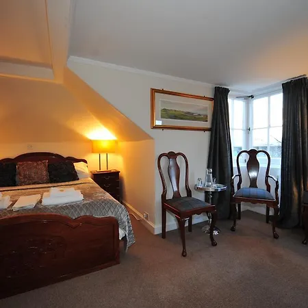 Sixteen Bed & Breakfast 4*