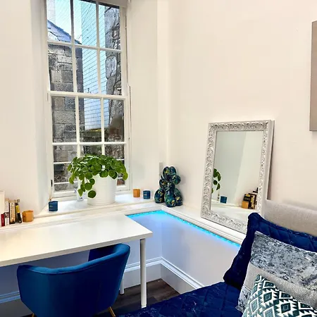 Lejlighed Spacious Luxury 3 Bedroom, 2 Bathroom - Next To Royal Mile And Castle !