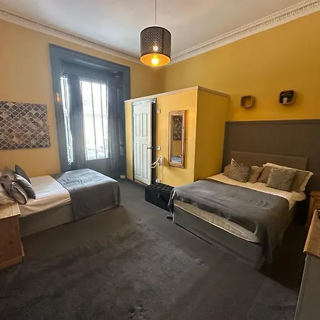 The 3* Edimburgo