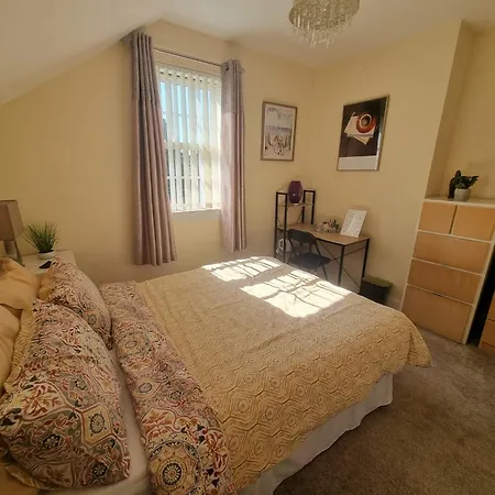 Edinburgh Stays * Edinburgh