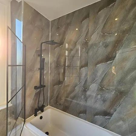 Central Hotel Edinburgh 酒店