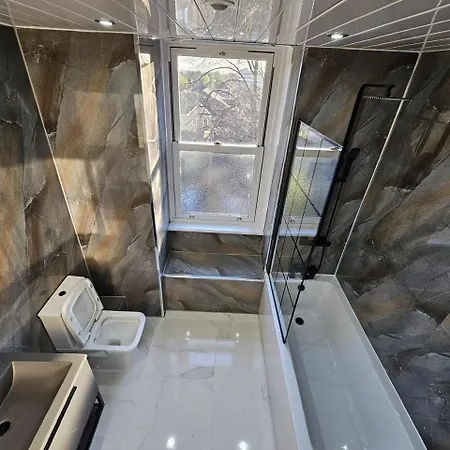 Central Hotel Edinburgh 4*