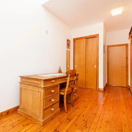 Apartment New Town Deluxe With Terrace *