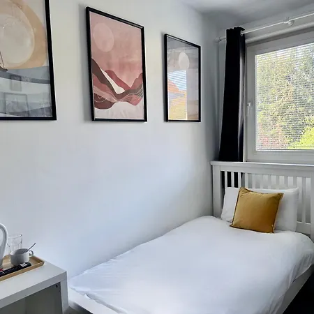 Guest house Roost Hill - Free Parking Zone