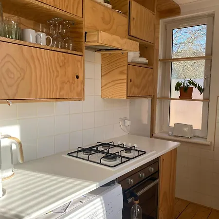 2 Bed With Garden Near Centre & Beach, Free Parking Apartamento *