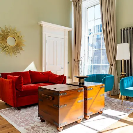 Dragon Luxury At 9 Albyn Place Apartment Edinburgh