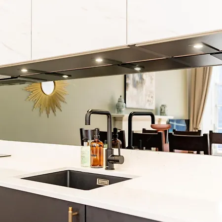 Dragon Luxury At 9 Albyn Place Édimbourg