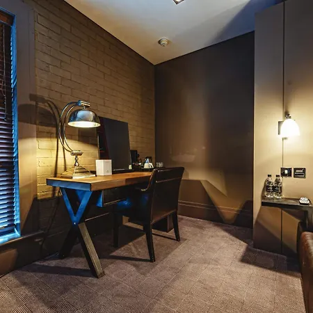 Dakota Edinburgh Otel