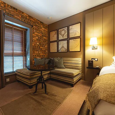 Dakota Edinburgh Otel 4*