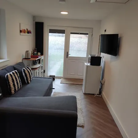 En-suite Double With Private Entrance Ubytování v soukromí Edinburgh
