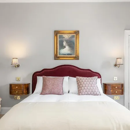 The Townhouse, Leith