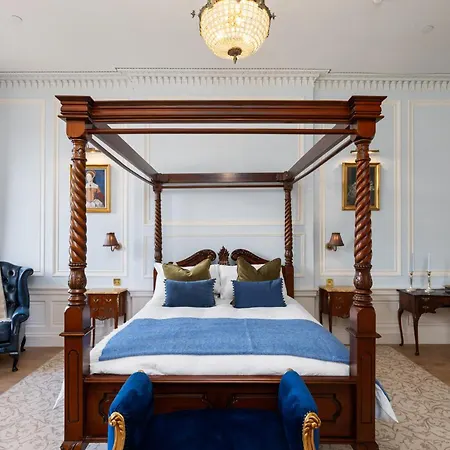 The Townhouse - Leith Aparthotel