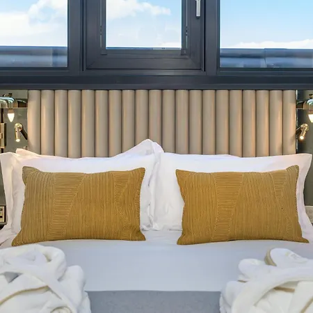 The Righ Penthouse Apart Otel