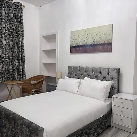 Modern Flat Near Centre! Διαμέρισμα