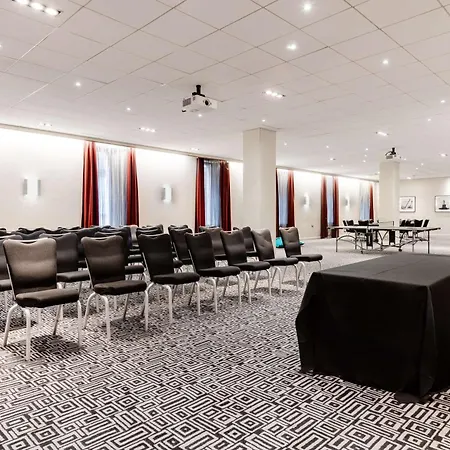 מלון Radisson Blu Hotel, Centre