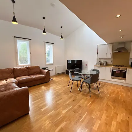 Apartmán Private Parking 2 Bed 2 Bath