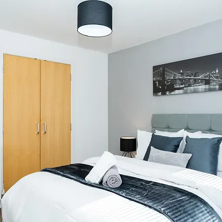 Luxury 3-bed Townhouse With Free Parking And 爱丁堡