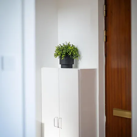 Appartement Luxury 3-bed Townhouse With Free Parking And *