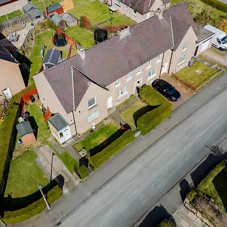 Apartment Luxury 2-bed Townhouse With Free Parking, Near Edinburgh