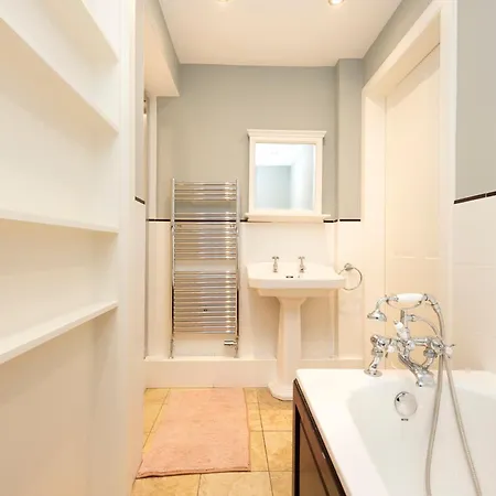 Stylish 1-bedroom