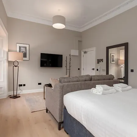 Destiny Scotland George Iv Apartmán