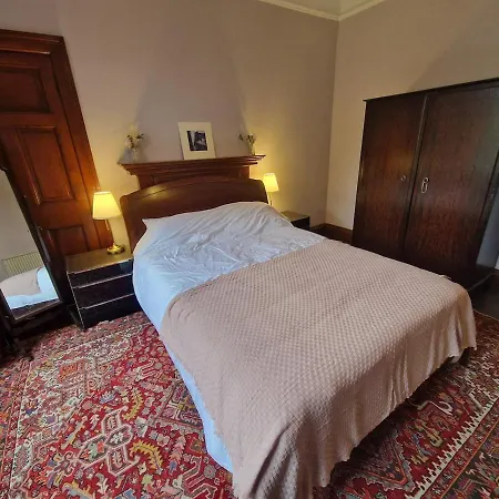 Victorian Charm - Lush Garden, Shops And Parking Apartamento *