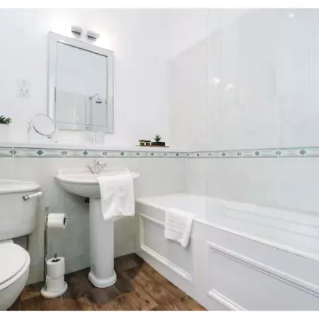 Joivy Elegant New Town Flat Near Princes Street Édimbourg