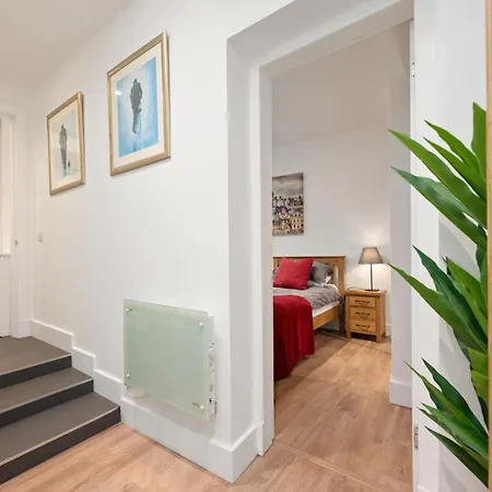 Heart Of Edinburgh's Historic Old Town - Blair Street - Sleeps 6 Edinburgh