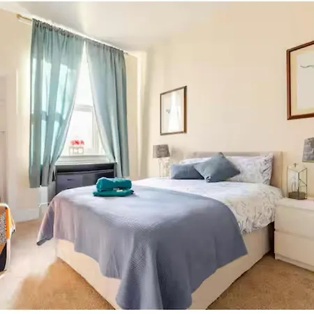 Appartement Charming 3-bed In *