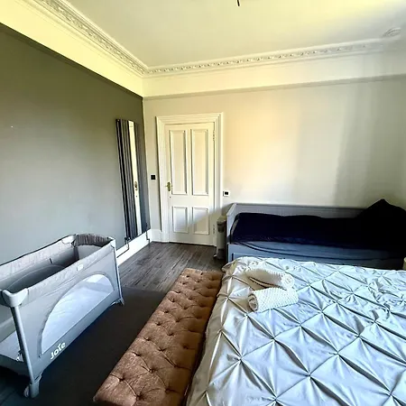 Immanuel House - Modern Luxury Victorian 1872 - Free Parking & Superfast Fibre Optic Wifi Appartement *