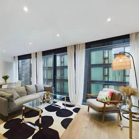 Stunning Modern In Edinburgh