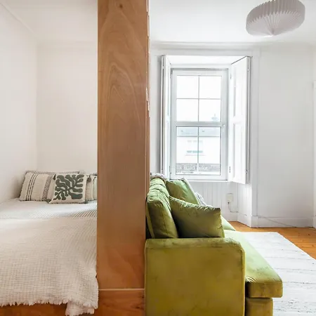 Stylish Near Edimburgo