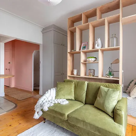 Stylish Near Апартаменты