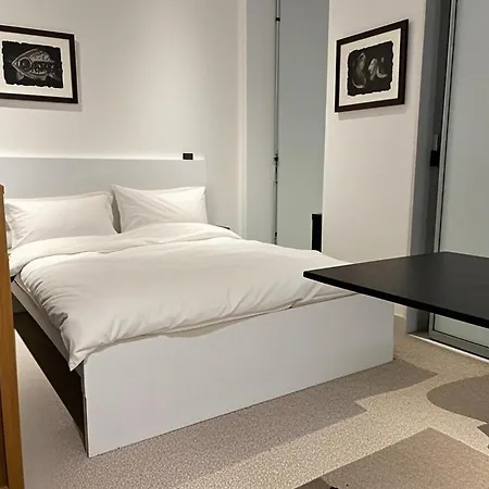 Appartamento Large Modern 3br In Quartermile