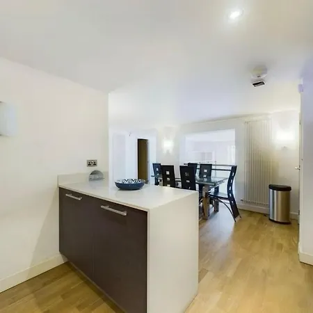 Boutique 4-bed Luxury * Edinburgh